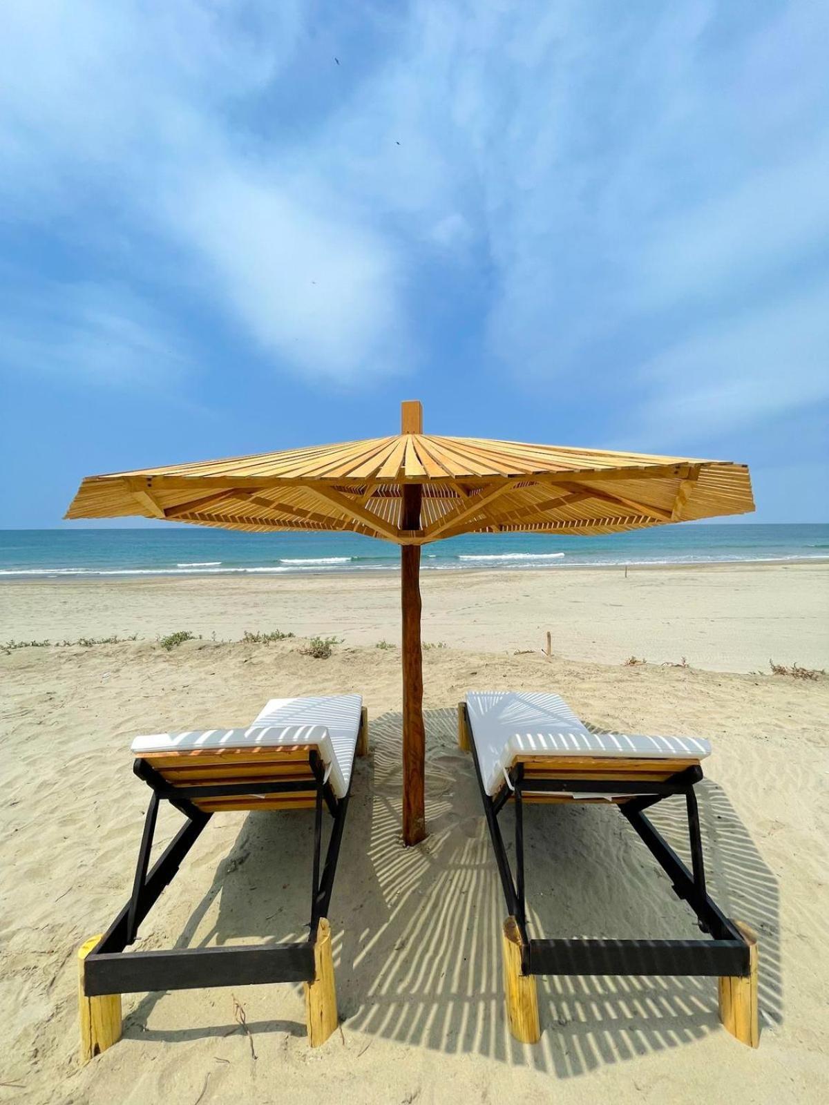 Diem Vichayito Beachfront Eco-Luxury Exterior photo
