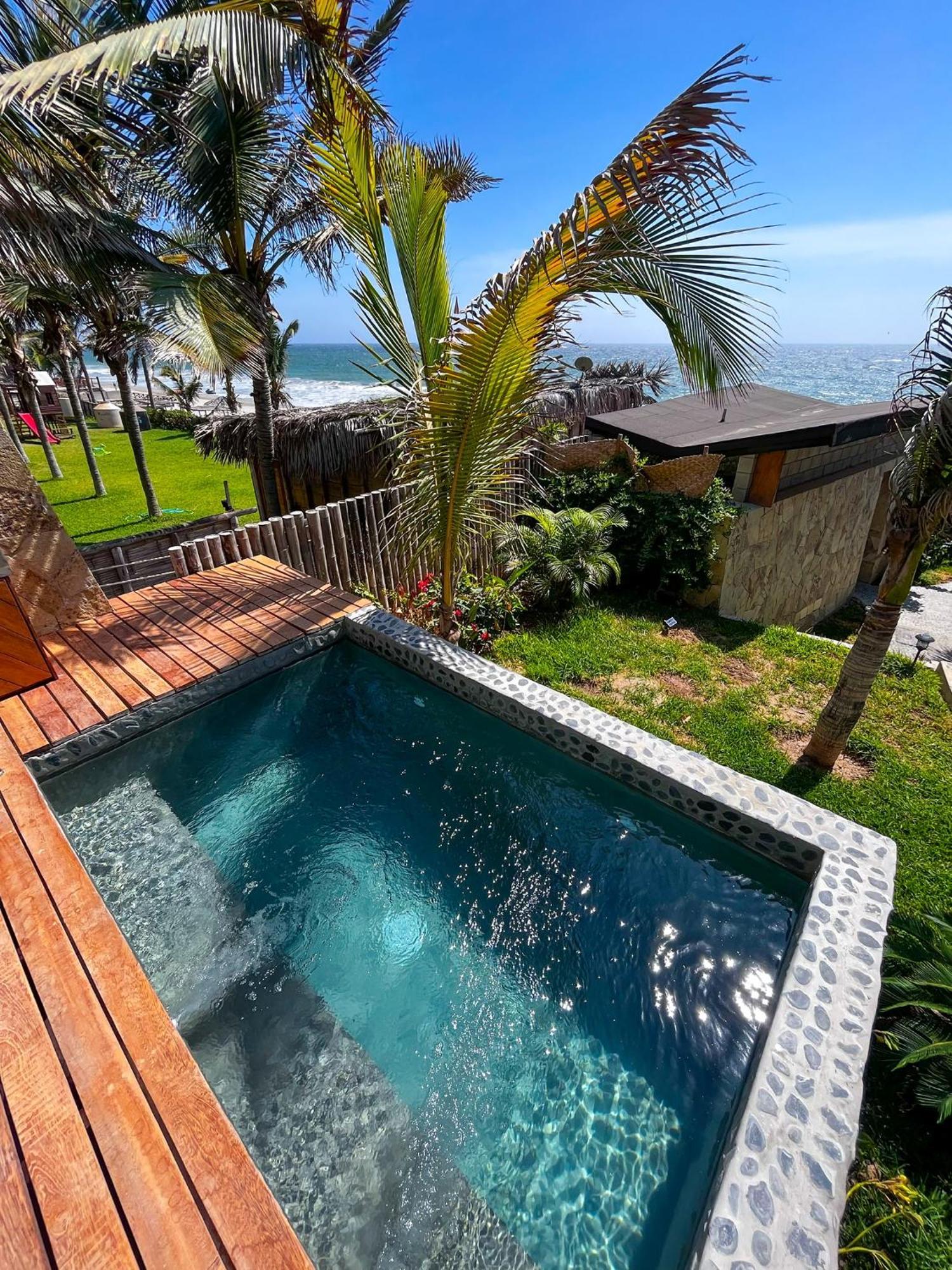 Diem Vichayito Beachfront Eco-Luxury Exterior photo