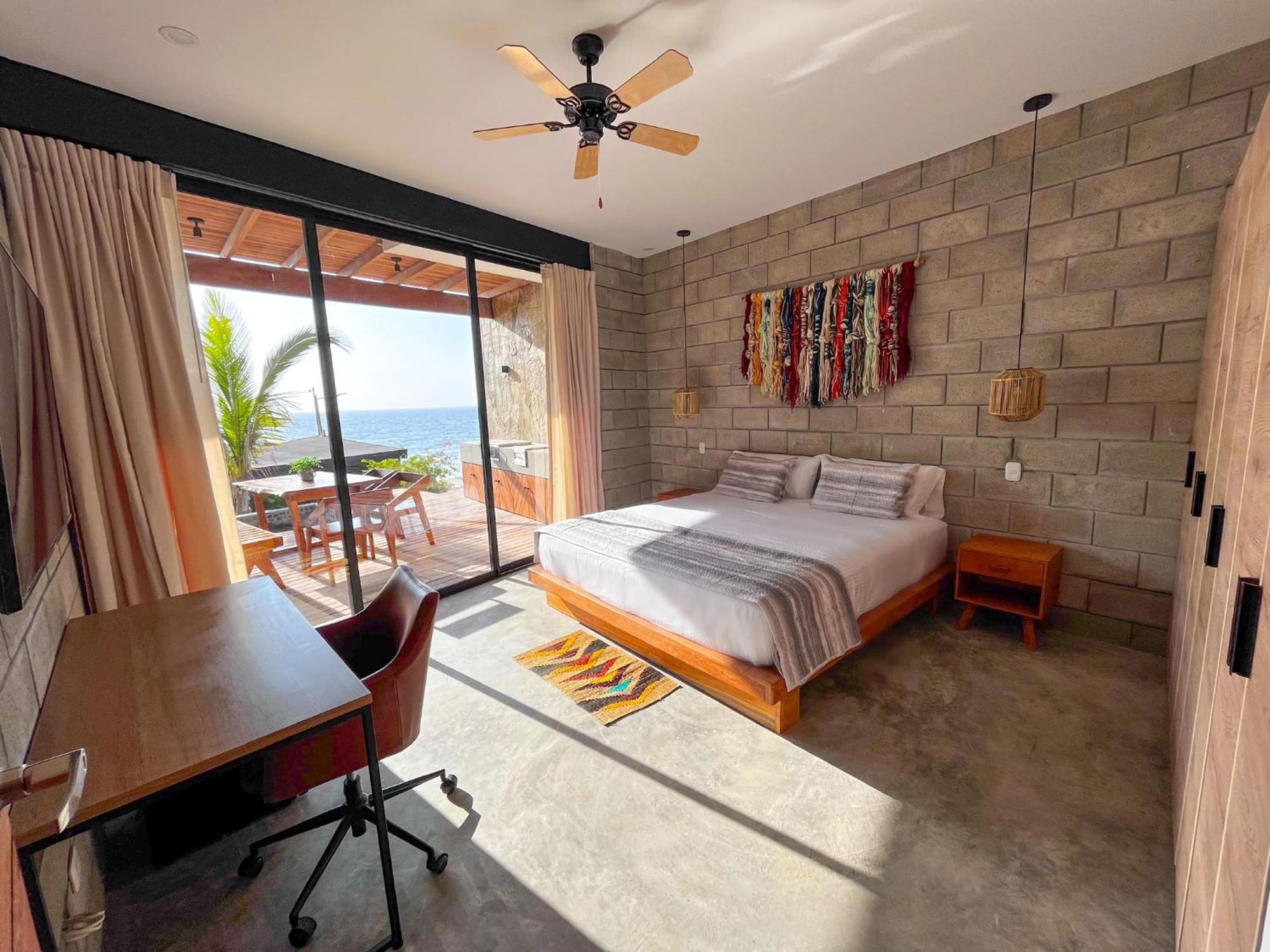 Diem Vichayito Beachfront Eco-Luxury Exterior photo