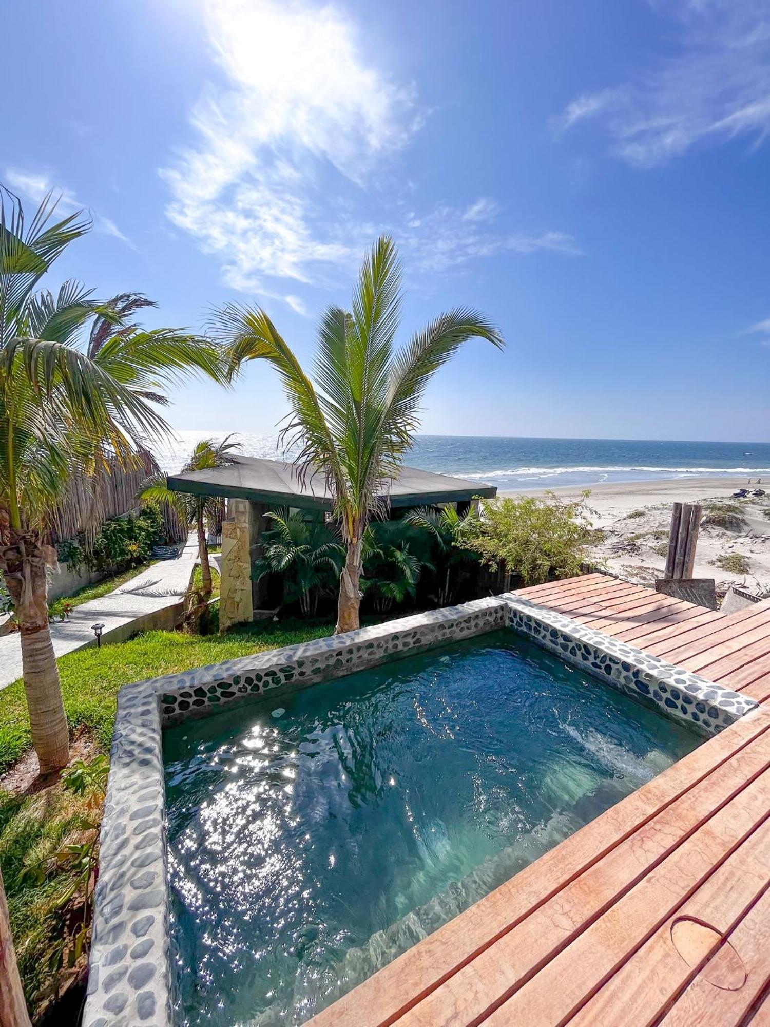 Diem Vichayito Beachfront Eco-Luxury Exterior photo